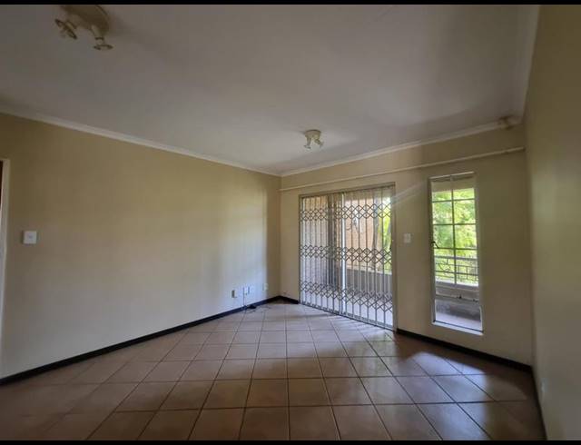 2 BEDROOM APARTMENT FOR SALE IN MOOIKLOOF RIDGE ESTATE